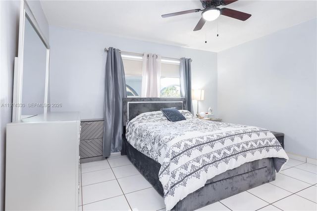 5640 Hayes St 5640, Hollywood, FL 33021