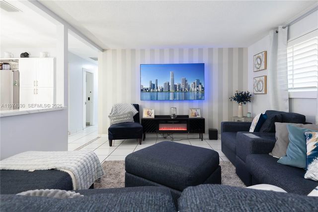 5640 Hayes St 5640, Hollywood, FL 33021