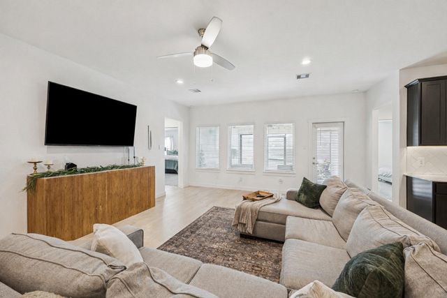 3223 Derry Hill Drive, Fulshear, TX 77441