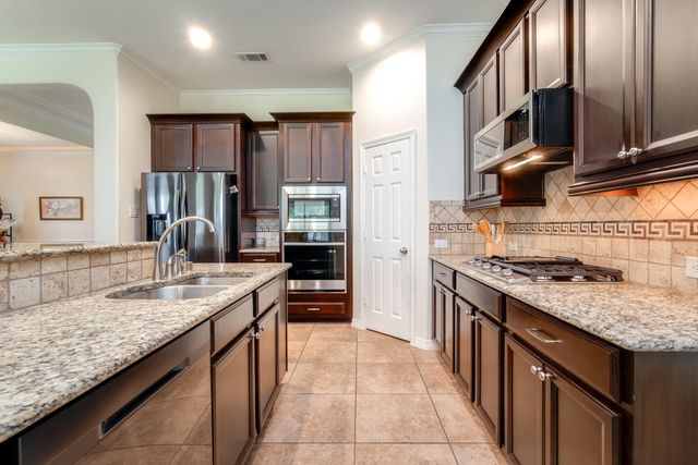 3006 Southern Mill Court, Pearland, TX 77584