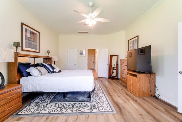3006 Southern Mill Court, Pearland, TX 77584