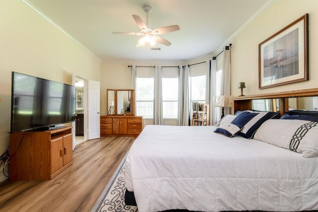 3006 Southern Mill Court, Pearland, TX 77584