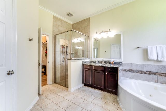 3006 Southern Mill Court, Pearland, TX 77584