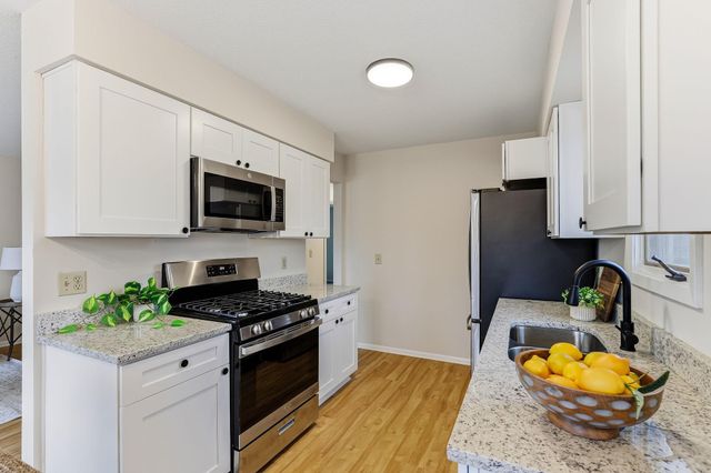 14155 Ensley Court, Apple Valley, MN 55124