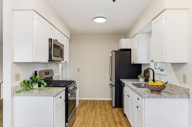 14155 Ensley Court, Apple Valley, MN 55124