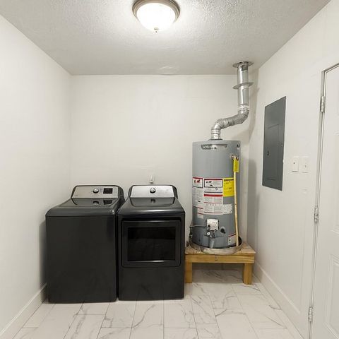 1720 17th Avenue N, Texas City, TX 77590