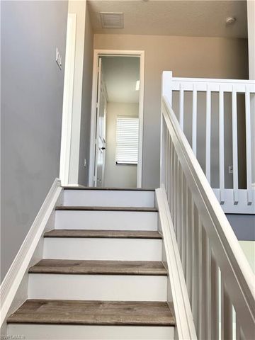 8984 Madrid CIR, Naples, FL 34104