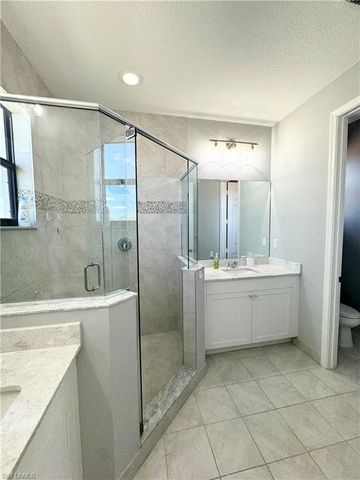 8984 Madrid CIR, Naples, FL 34104