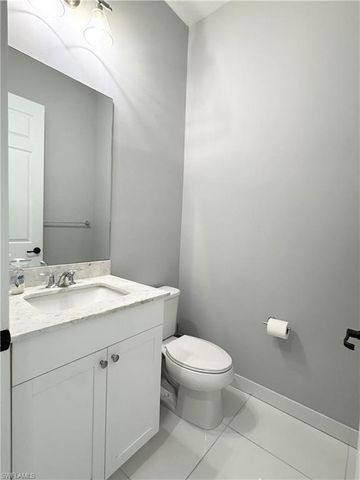 8984 Madrid CIR, Naples, FL 34104