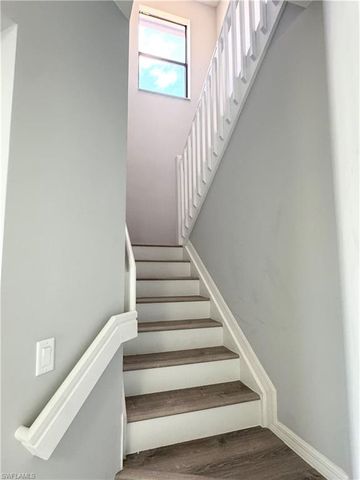 8984 Madrid CIR, Naples, FL 34104