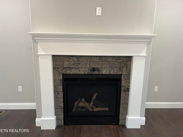 833 Sawmill Rd, Monterey, TN 38574