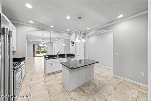 7823 Loren Cove Drive, Melbourne, FL 32940