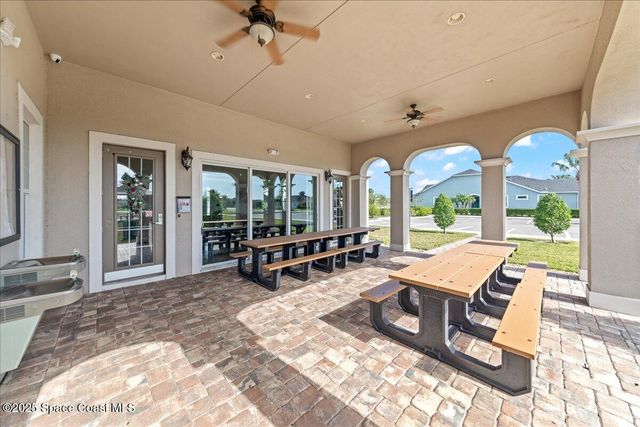 7823 Loren Cove Drive, Melbourne, FL 32940