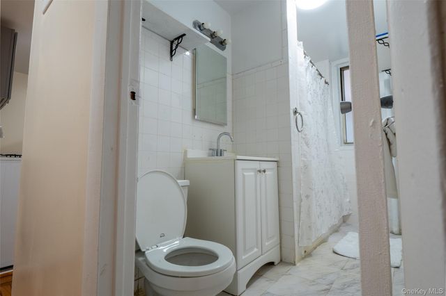 34-58 90 Street J4, Jackson Heights, NY 11372