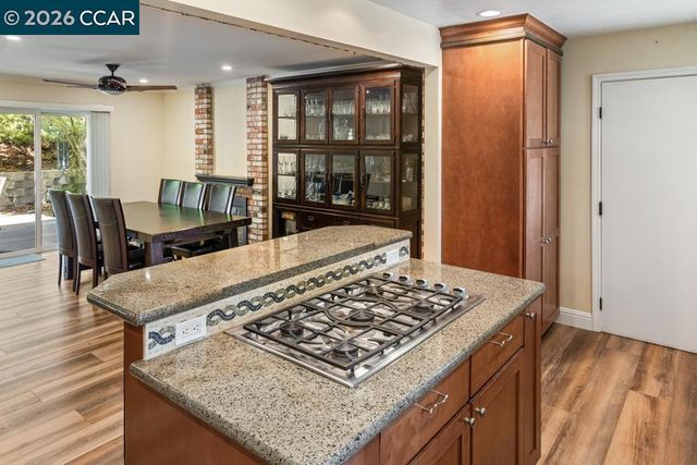 11 Mt Lee Pl, Clayton, CA 94517