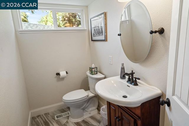 11 Mt Lee Pl, Clayton, CA 94517