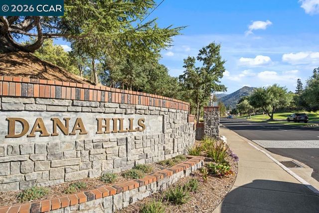 11 Mt Lee Pl, Clayton, CA 94517