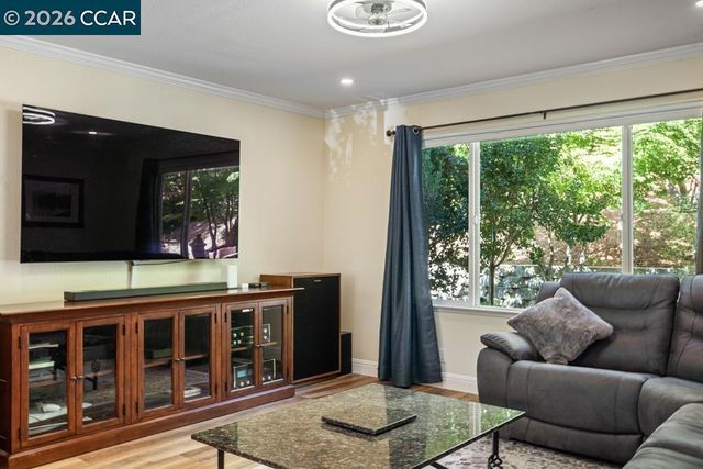 11 Mt Lee Pl, Clayton, CA 94517