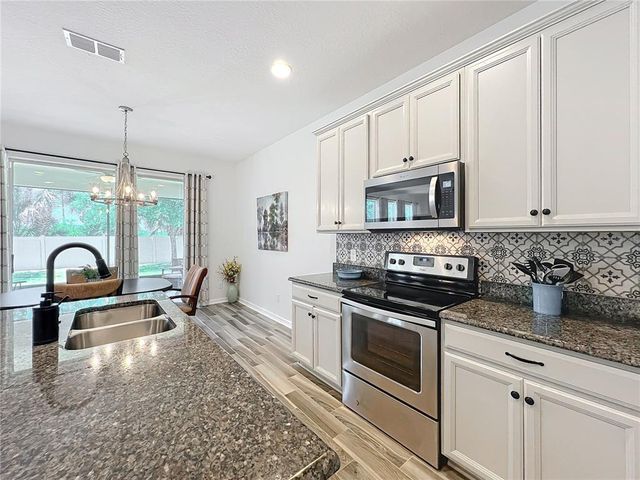 865 BAY BRIDGE CIRCLE, Apopka, FL 32703