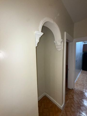 409 E 32nd Street, Brooklyn, NY 11226