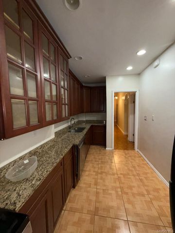 409 E 32nd Street, Brooklyn, NY 11226