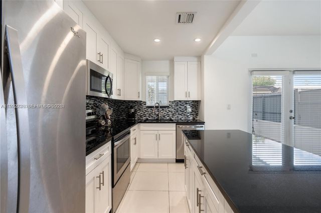 26116 SW 134th Pl, Homestead, FL 33032