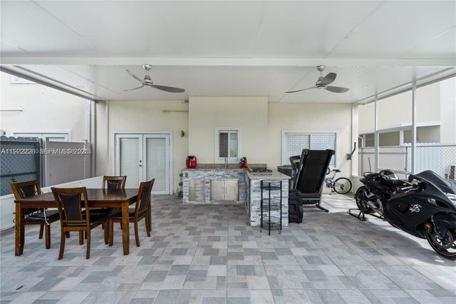 26116 SW 134th Pl, Homestead, FL 33032