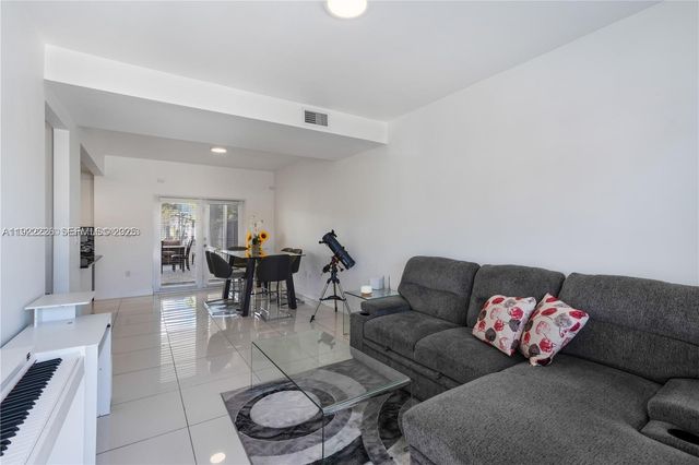 26116 SW 134th Pl, Homestead, FL 33032