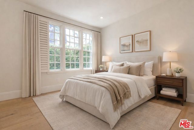 11714 Folkstone Lane, Los Angeles, CA 90077