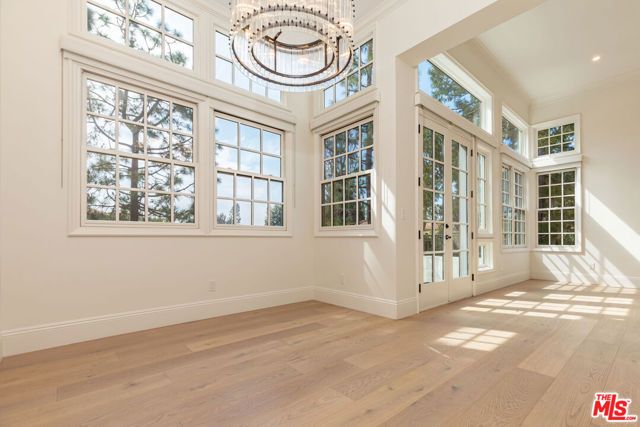 11714 Folkstone Lane, Los Angeles, CA 90077