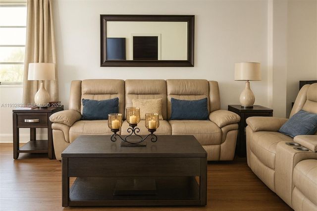 6300 NW 62nd St 101, Tamarac, FL 33319