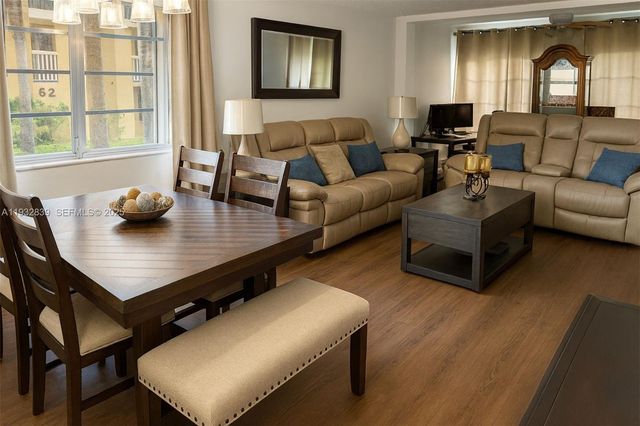 6300 NW 62nd St 101, Tamarac, FL 33319