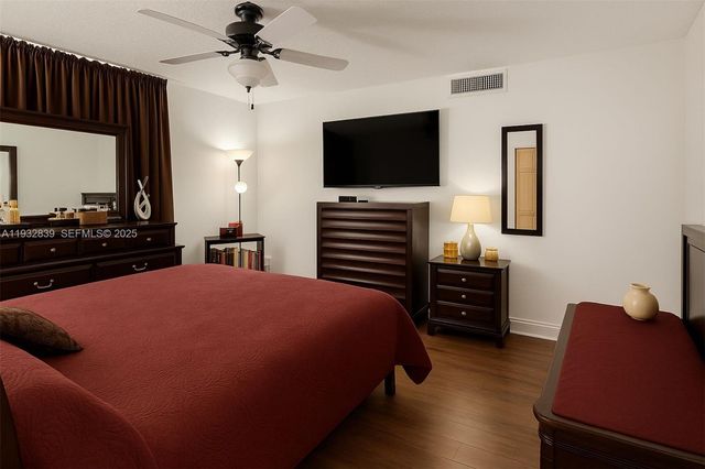 6300 NW 62nd St 101, Tamarac, FL 33319