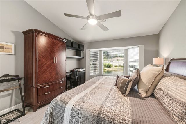 6185 Reserve CIR 1403, Naples, FL 34119