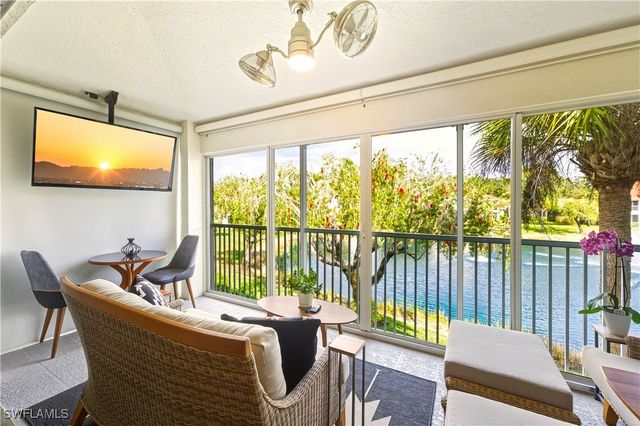 6185 Reserve CIR 1403, Naples, FL 34119