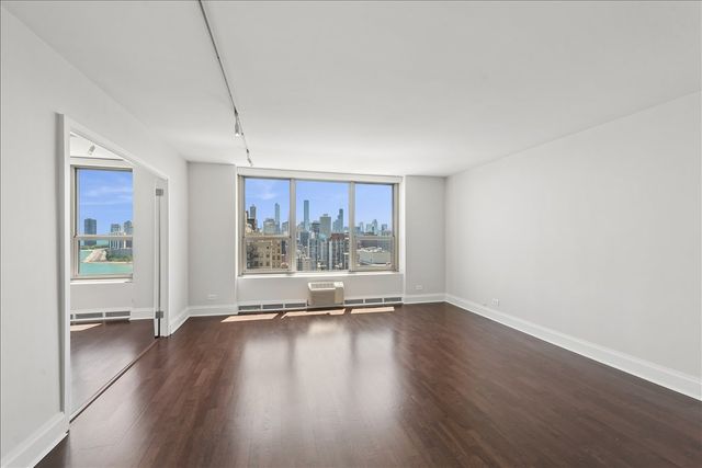 1550 N LAKE SHORE Drive 30D, Chicago, IL 60610