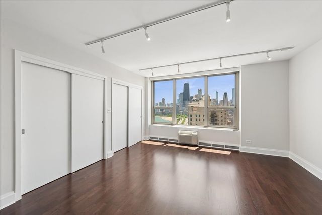 1550 N LAKE SHORE Drive 30D, Chicago, IL 60610