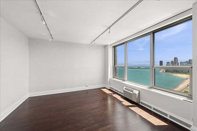 1550 N LAKE SHORE Drive 30D, Chicago, IL 60610