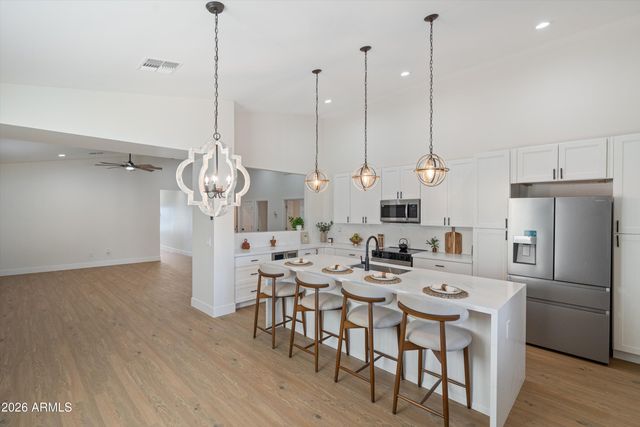 2037 N 22 Street, Phoenix, AZ 85006