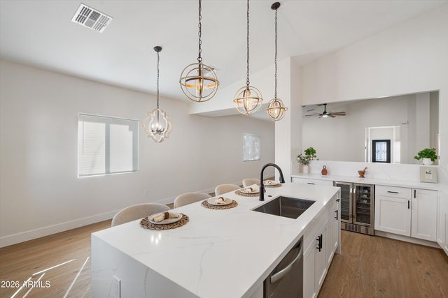 2037 N 22 Street, Phoenix, AZ 85006