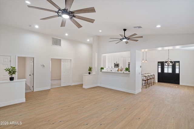 2037 N 22 Street, Phoenix, AZ 85006