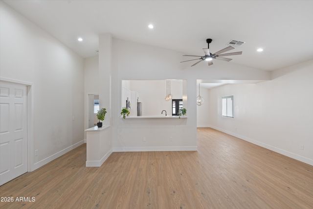 2037 N 22 Street, Phoenix, AZ 85006