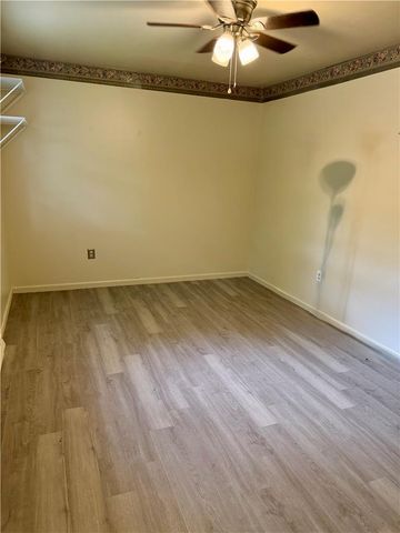 3061 Clifton Avenue, Bethlehem City, PA 18020