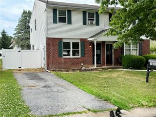 3061 Clifton Avenue, Bethlehem City, PA 18020