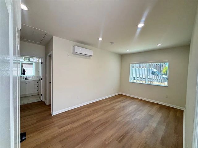 6724 Nagle, Van Nuys, CA 91401