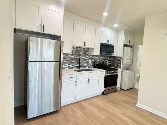 6724 Nagle, Van Nuys, CA 91401