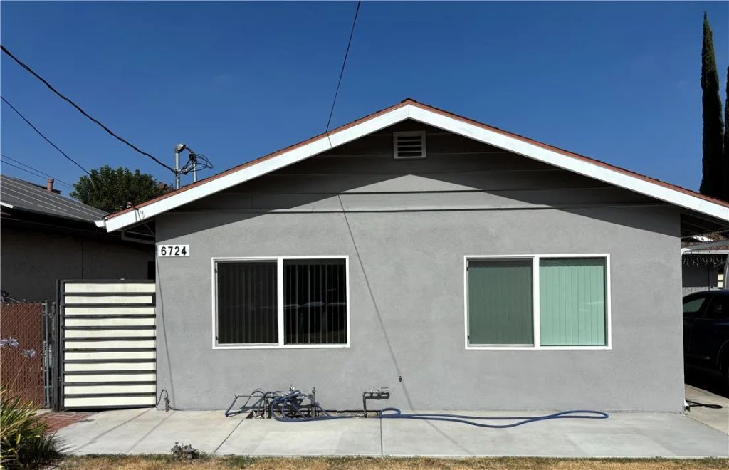 6724 Nagle, Van Nuys, CA 91401