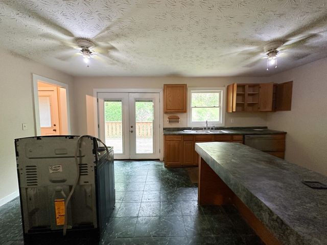876 KY-3441, Barbourville, KY 40906