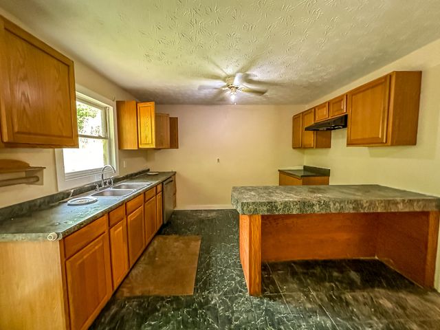 876 KY-3441, Barbourville, KY 40906