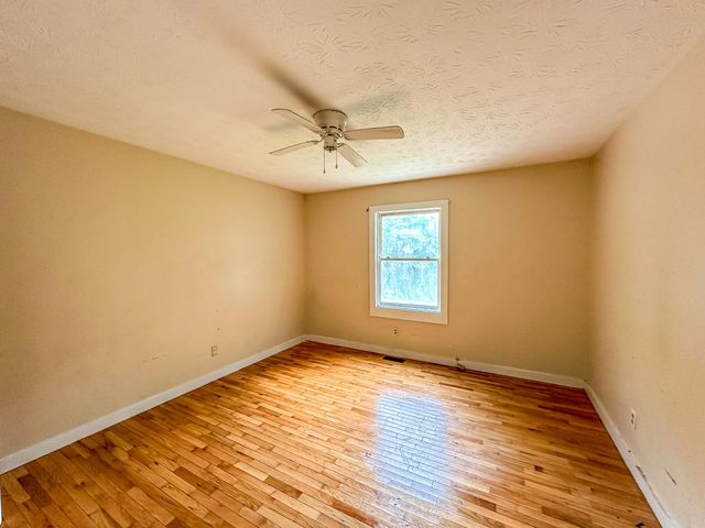 876 KY-3441, Barbourville, KY 40906